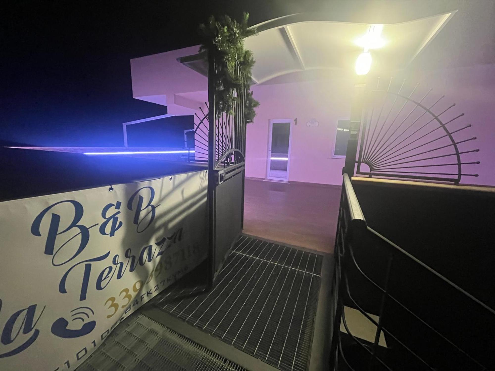 B&B La Terrazza Polifrone Cotronei 外观 照片